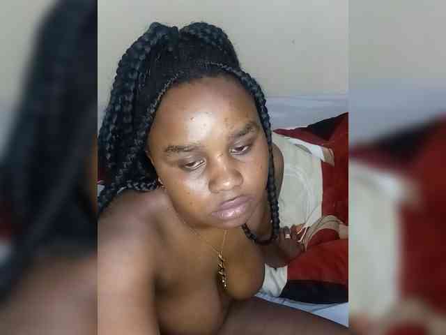 Prettyshe webcam