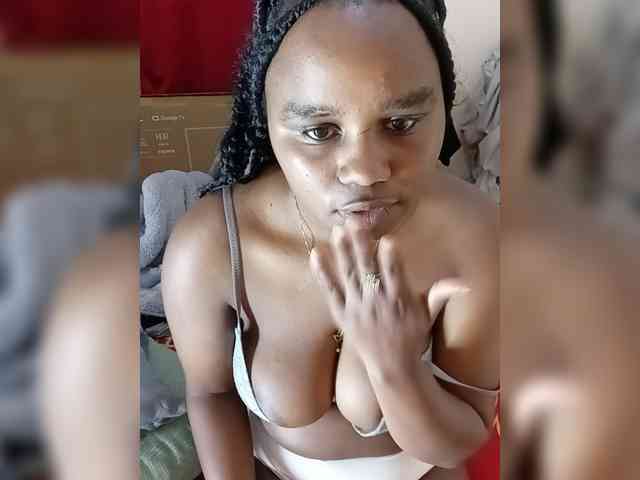 Prettyshe webcam