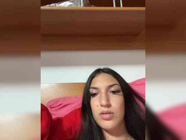 MollyCollyy webcam