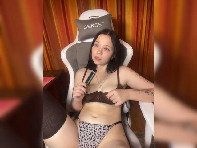 Kittydream-x live cam on BongaCams