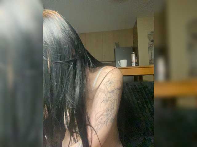 Kittydream-x live cam on BongaCams