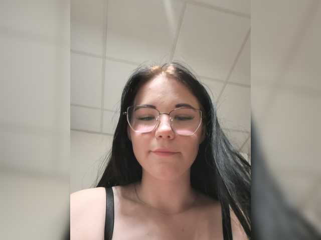 Kittydream-x live cam on BongaCams