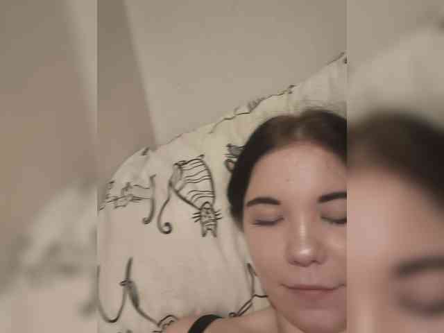 Kittydream-x's webcam live show