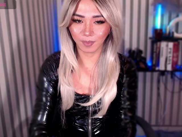 KattieFlirty11