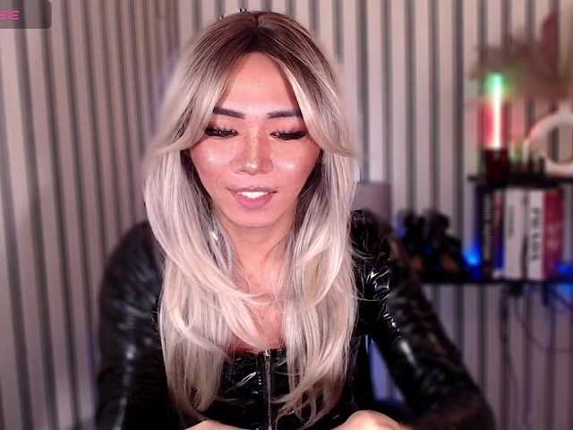 KattieFlirty11