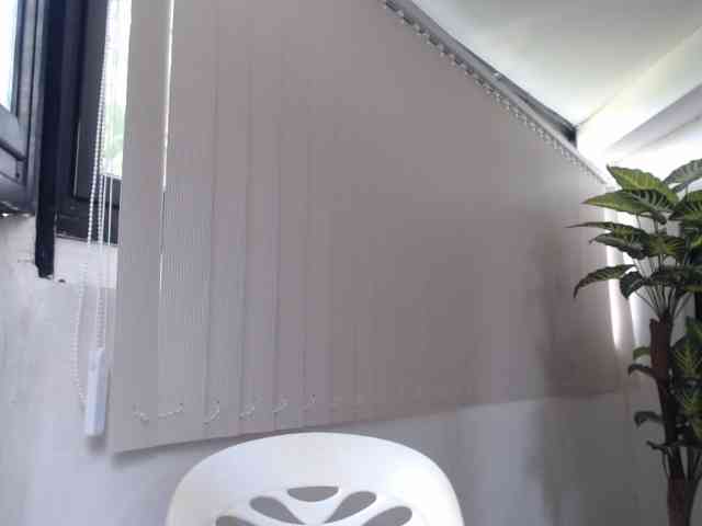 Junglewoman webcam