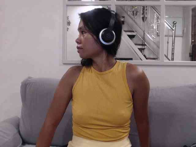 Junglewoman webcam