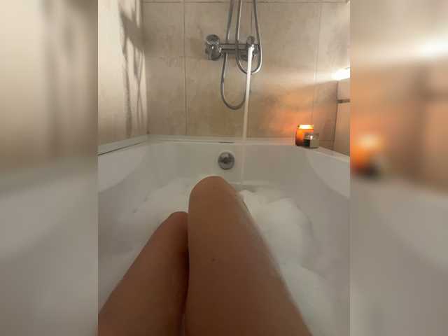 AlisaConti live cam on BongaCams