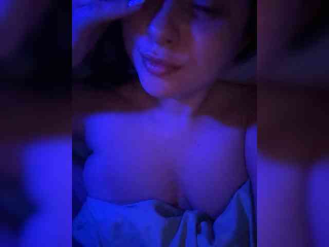 AlisaConti webcam