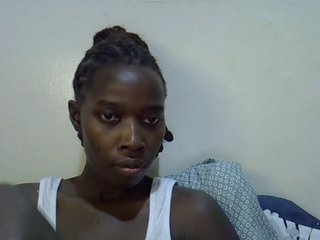 miss-vibes's Live Webcam