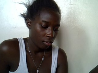 miss-vibes's Live Webcam