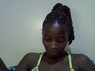 miss-vibes's Live Webcam