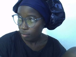 miss-vibes's Live Webcam