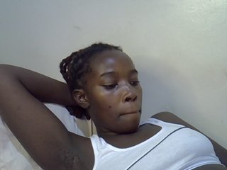 miss-vibes's Live Webcam
