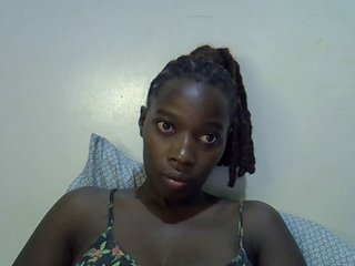miss-vibes's Live Webcam