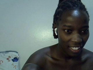 miss-vibes's Live Webcam