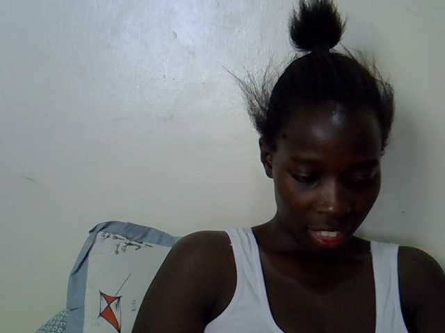 miss-vibes live cam on BongaCams