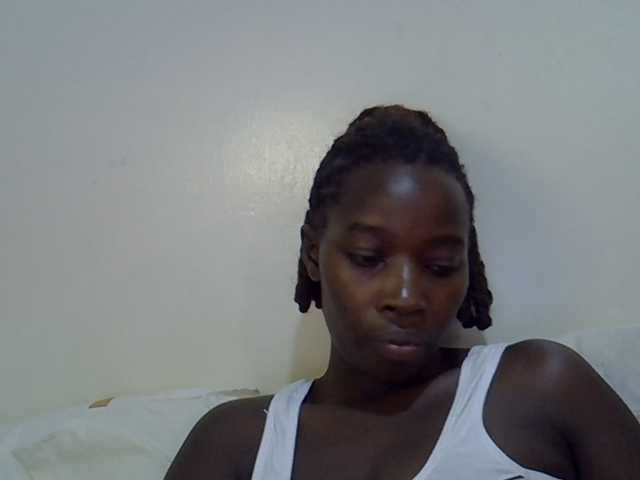 miss-vibes, en vivo ahora en BongaCams