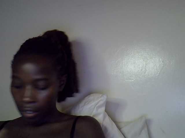 miss-vibes live cam preview