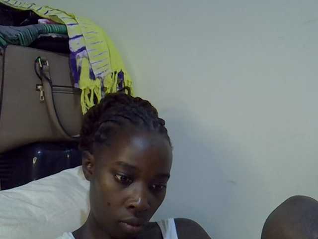 miss-vibes live cam on BongaCams