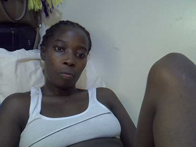 miss-vibes live cam on BongaCams