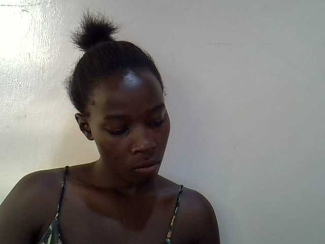 miss-vibes live cam on BongaCams