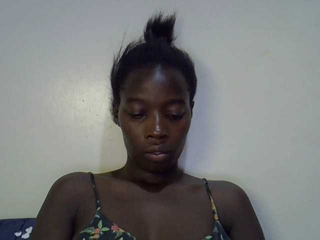 miss-vibes live cam on BongaCams