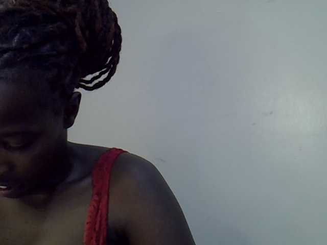 miss-vibes live cam on BongaCams