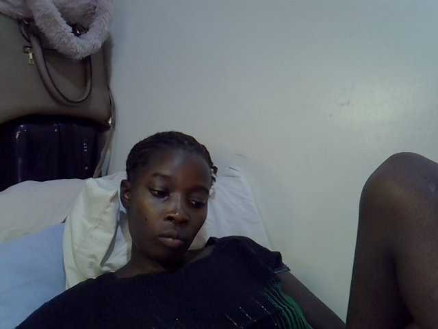 miss-vibes live cam on BongaCams