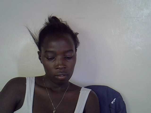 miss-vibes live cam on BongaCams
