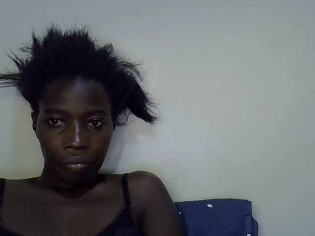 miss-vibes live cam on BongaCams