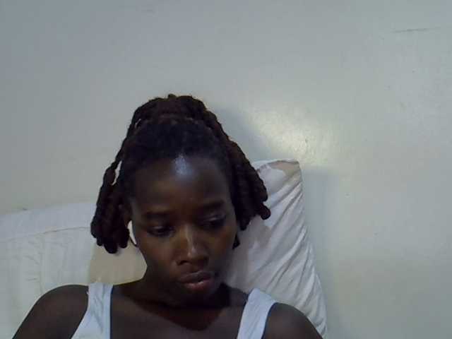 miss-vibes, en vivo ahora en BongaCams