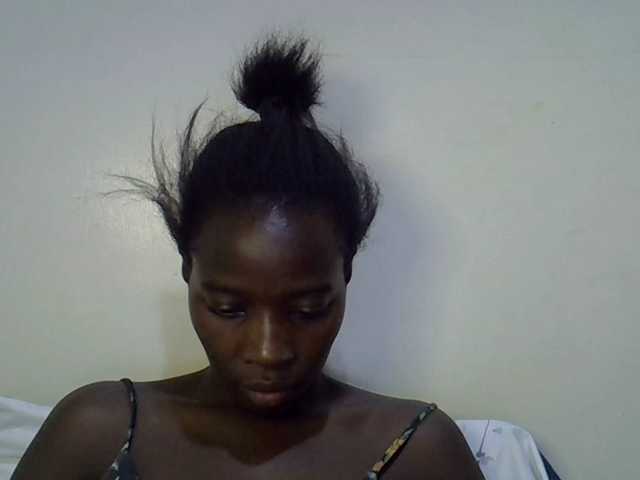 miss-vibes live cam on BongaCams
