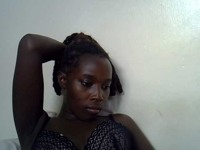 miss-vibes, en vivo ahora en BongaCams