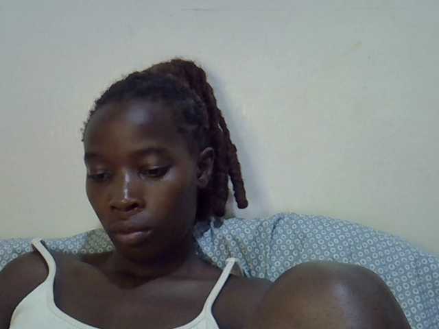 miss-vibes live cam on BongaCams