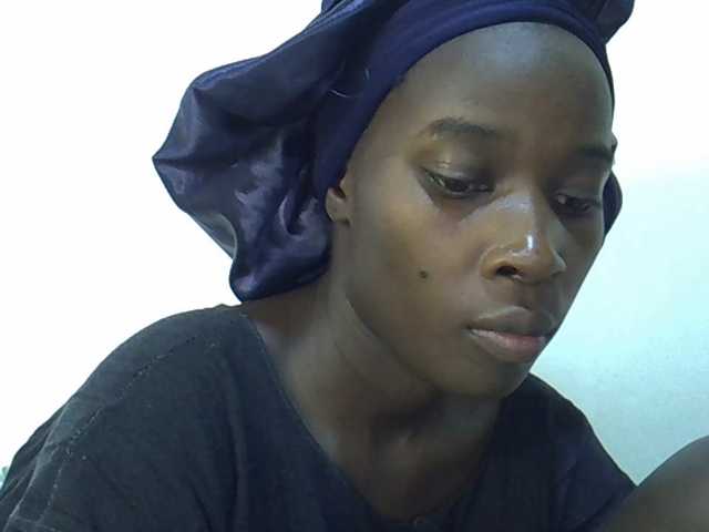 miss-vibes live cam on BongaCams