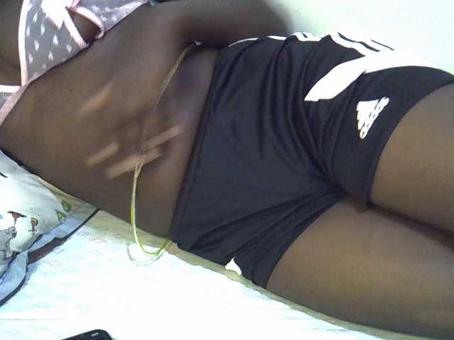 miss-vibes live cam on BongaCams