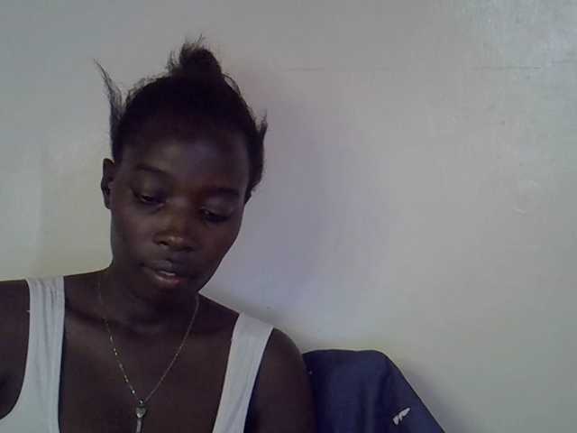 miss-vibes live cam on BongaCams