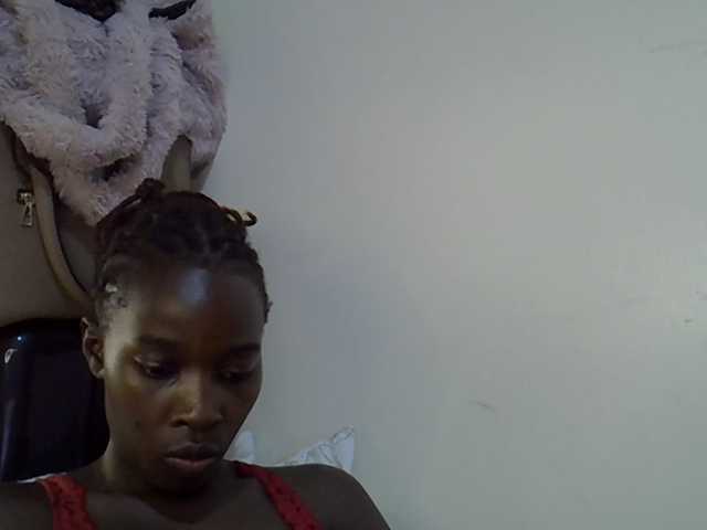 miss-vibes live cam on BongaCams
