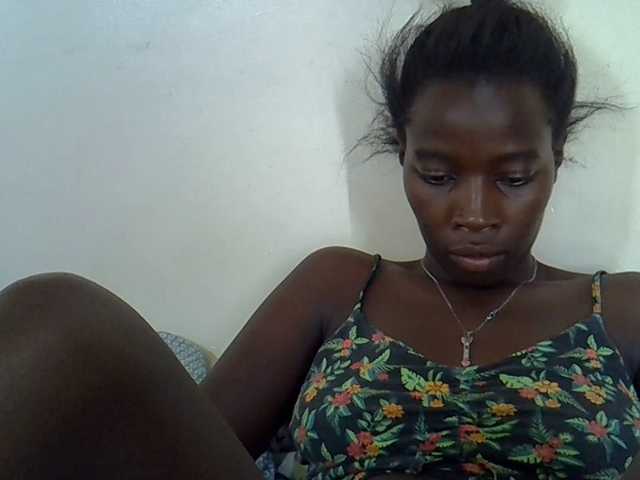 miss-vibes live cam on BongaCams