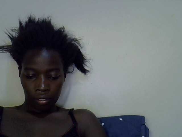 miss-vibes live cam on BongaCams