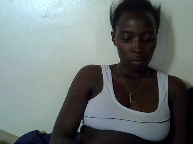 miss-vibes live cam on BongaCams