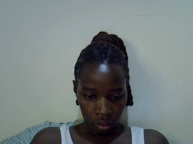 miss-vibes live cam on BongaCams