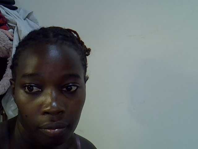 miss-vibes live cam on BongaCams