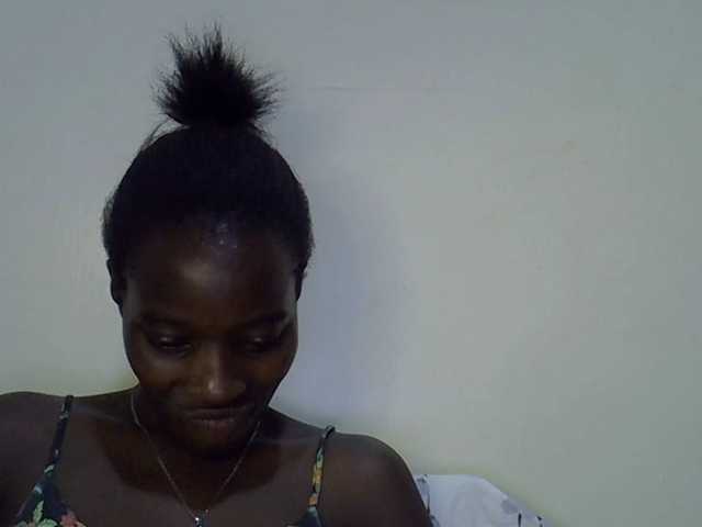 miss-vibes live cam on BongaCams