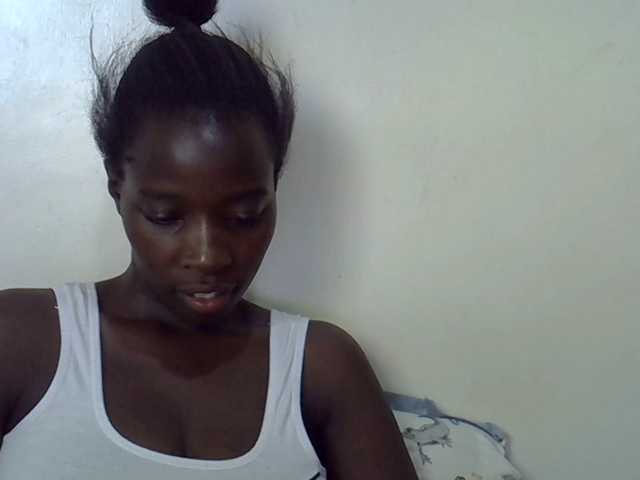 miss-vibes live cam on BongaCams