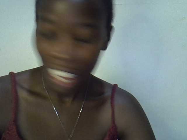 miss-vibes live cam on BongaCams