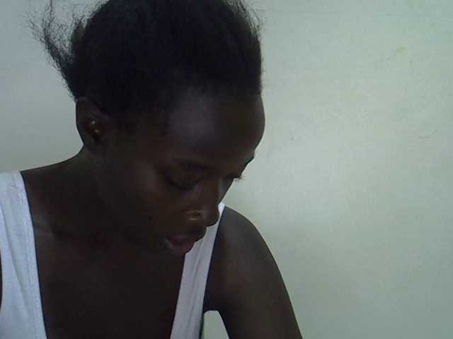 miss-vibes live cam on BongaCams