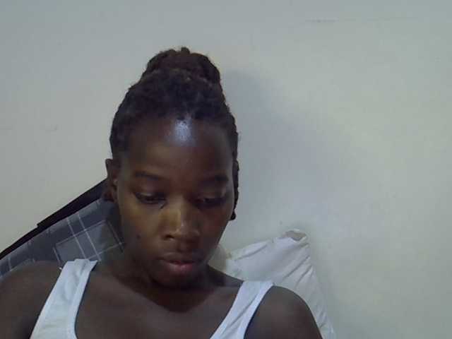 miss-vibes, en vivo ahora en BongaCams