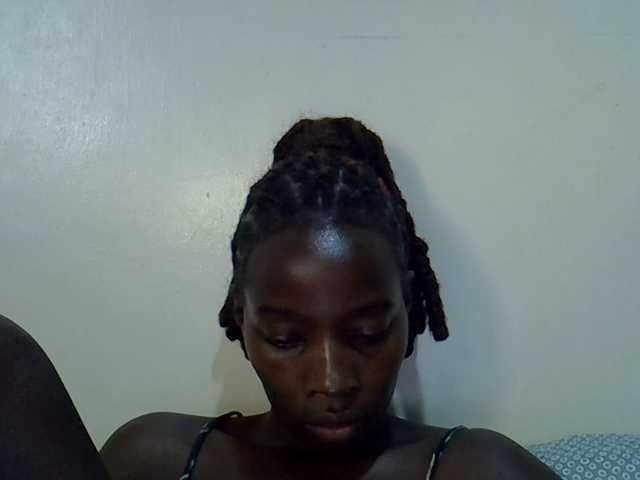 miss-vibes live cam preview